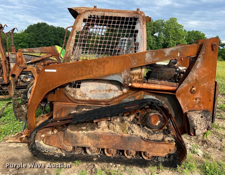 image for item KC9920 Komatsu  skid steer loader