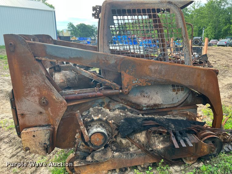 image for item KC9920 Komatsu  skid steer loader