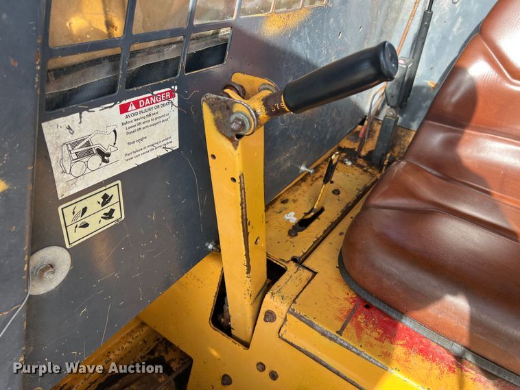 image for item KC9932 1999 Case 1845C  skid steer loader