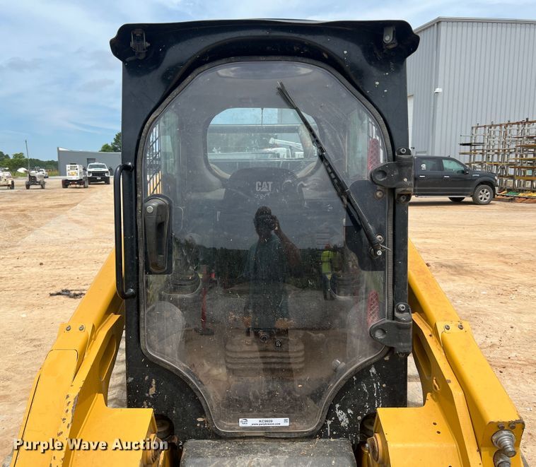 image for item KC9939 2018 Caterpillar 299D2  skid steer loader