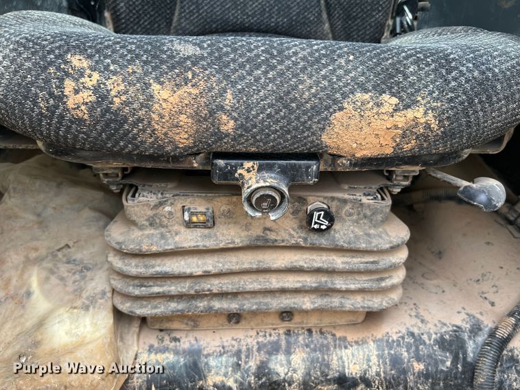 image for item KC9939 2018 Caterpillar 299D2  skid steer loader