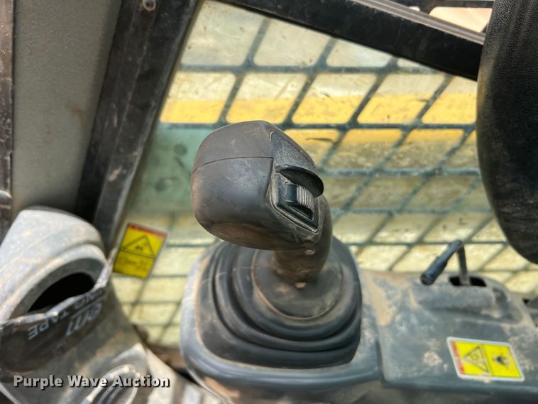 image for item KC9939 2018 Caterpillar 299D2  skid steer loader