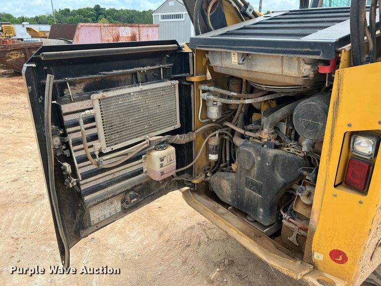 image for item KC9939 2018 Caterpillar 299D2  skid steer loader