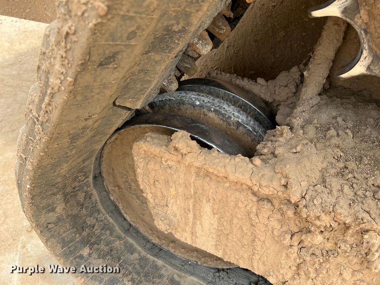 image for item KC9939 2018 Caterpillar 299D2  skid steer loader