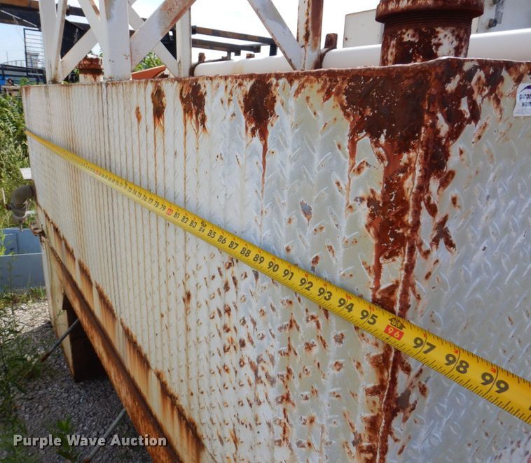 image for item KR9246 1997 CME 75  drilling rig truck bed