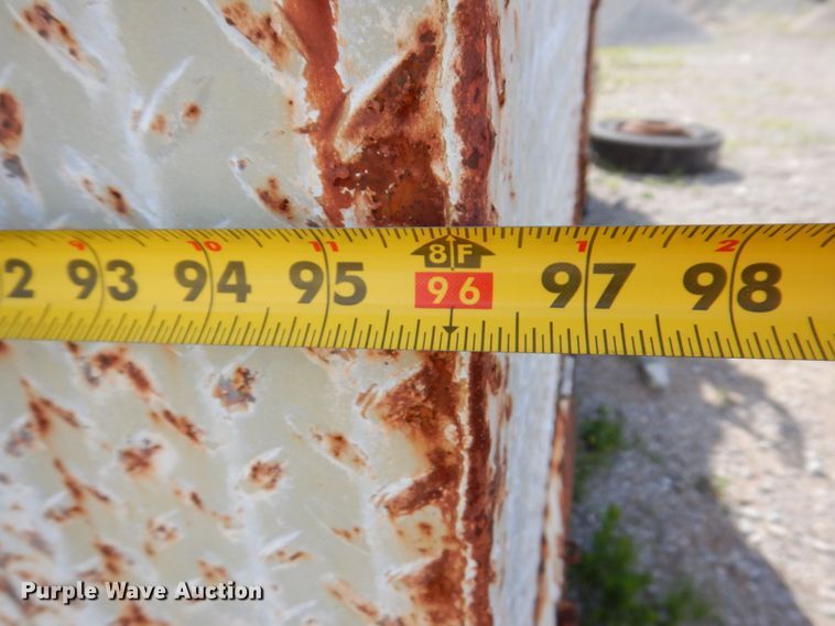 image for item KR9246 1997 CME 75  drilling rig truck bed