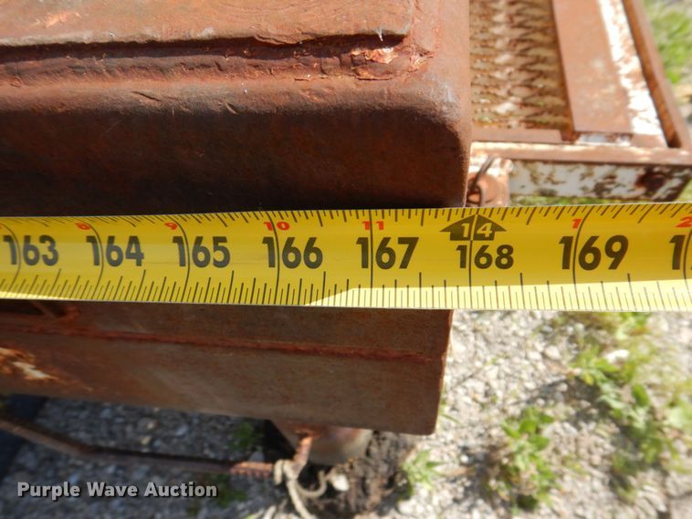 image for item KR9246 1997 CME 75  drilling rig truck bed