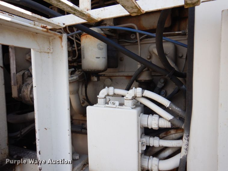 image for item KR9246 1997 CME 75  drilling rig truck bed