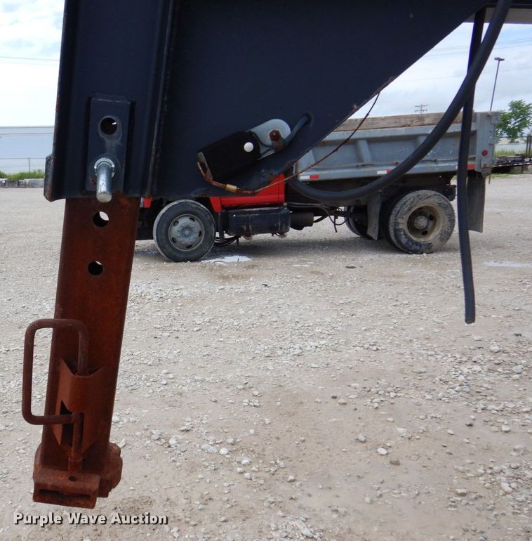 image for item KR9268 1997 Brooks Brothers  equipment trailer