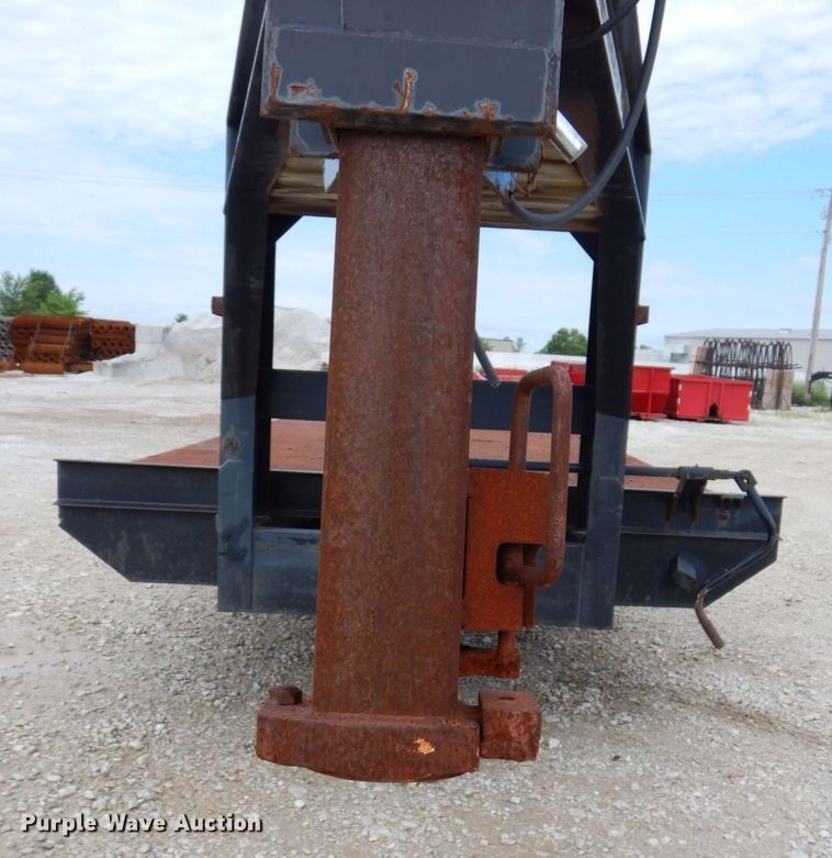 image for item KR9268 1997 Brooks Brothers  equipment trailer