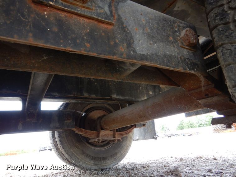 image for item KR9268 1997 Brooks Brothers  equipment trailer