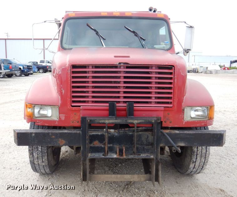 image for item KR9269 1998 International 4900  dump truck