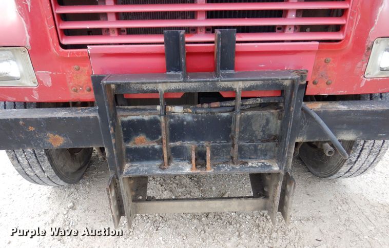 image for item KR9269 1998 International 4900  dump truck