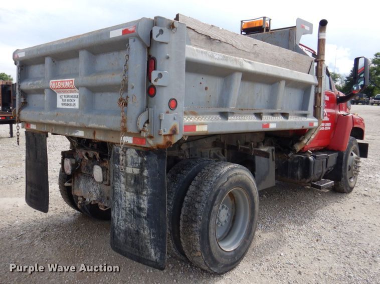 image for item KR9270 2003 GMC C8500  dump truck