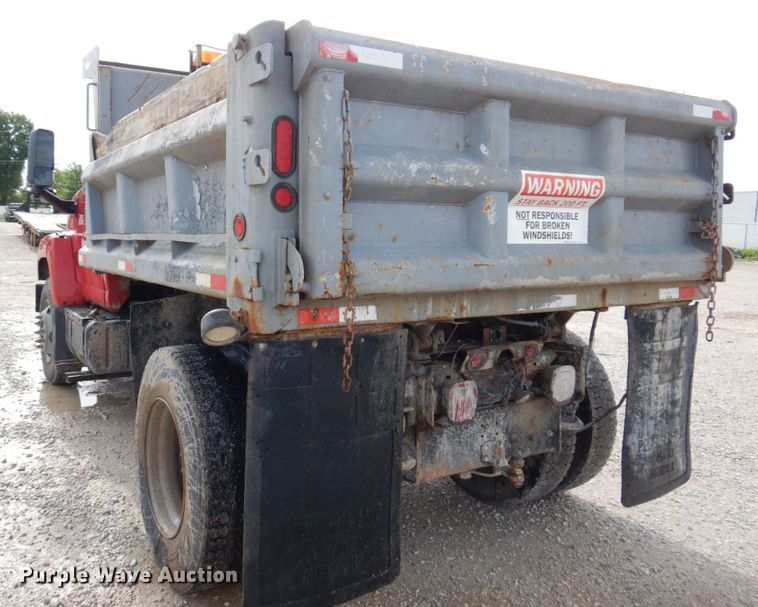 image for item KR9270 2003 GMC C8500  dump truck
