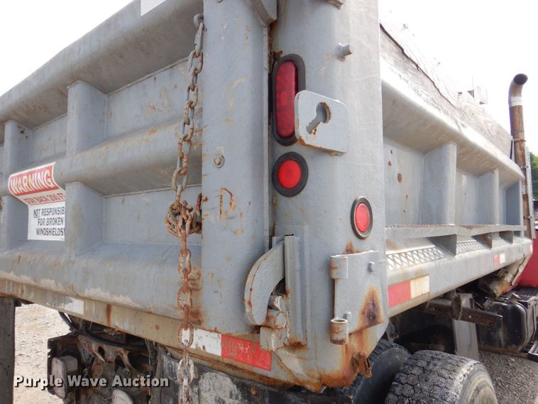 image for item KR9270 2003 GMC C8500  dump truck