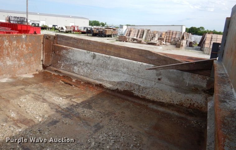 image for item KR9270 2003 GMC C8500  dump truck