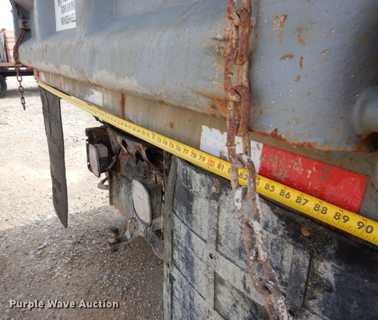 image for item KR9270 2003 GMC C8500  dump truck