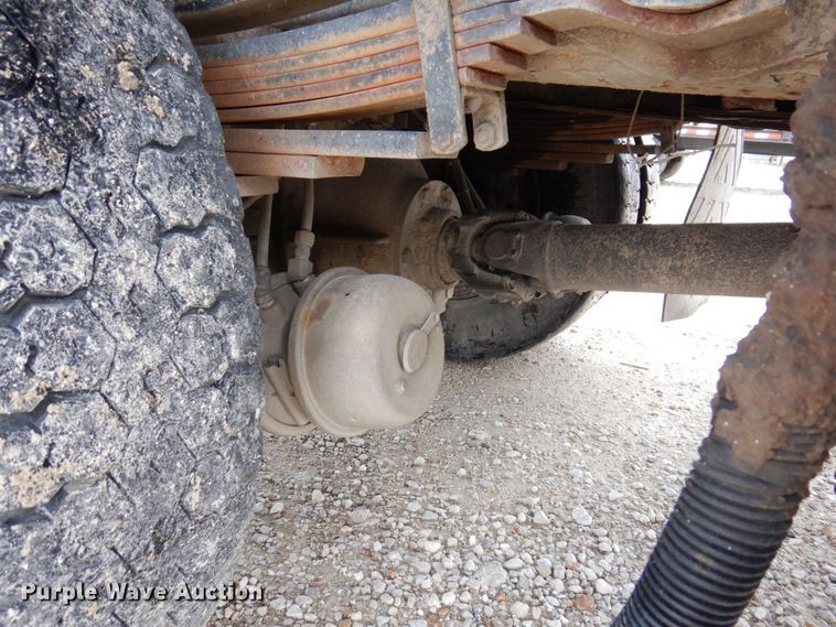 image for item KR9270 2003 GMC C8500  dump truck