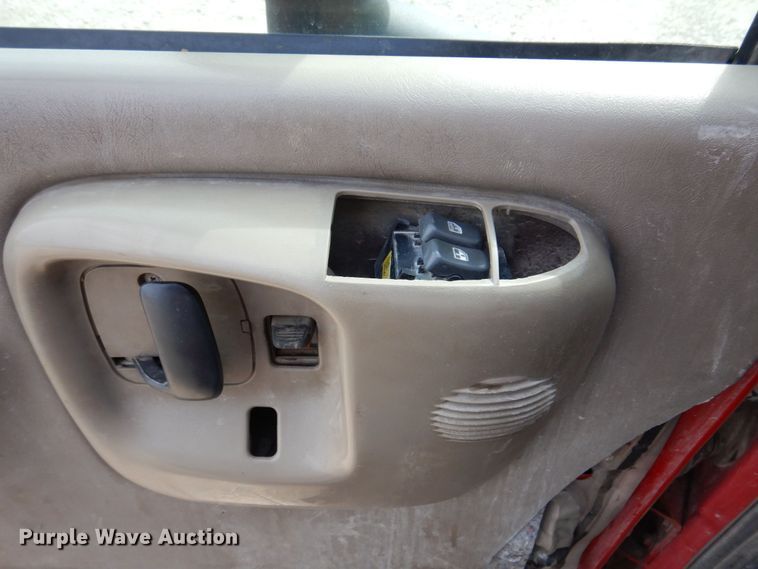 image for item KR9270 2003 GMC C8500  dump truck