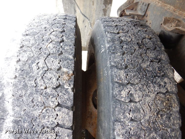 image for item KR9270 2003 GMC C8500  dump truck