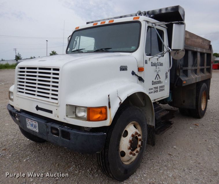image for item KR9271 1995 International 4900  dump truck