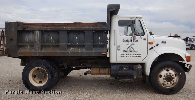 image for item KR9271 1995 International 4900  dump truck