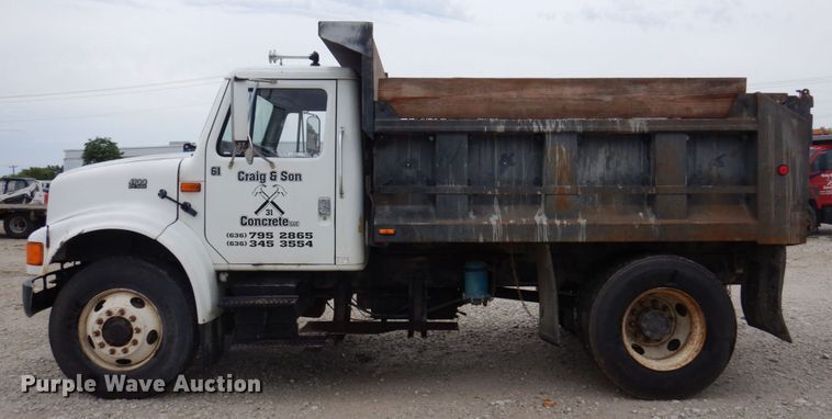 image for item KR9271 1995 International 4900  dump truck