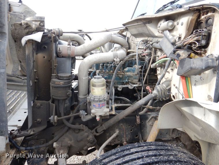 image for item KR9271 1995 International 4900  dump truck