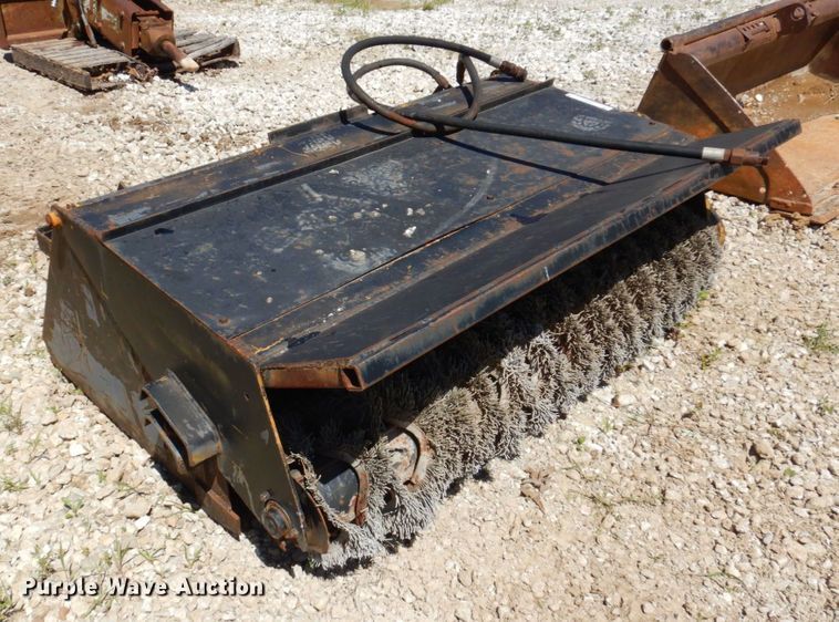 image for item KR9275 60" W skid steer sweeper