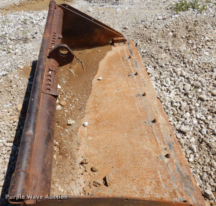 image for item KR9279 Skid steer bucket