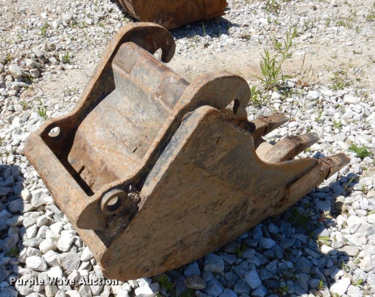 image for item KR9280 Excavator bucket