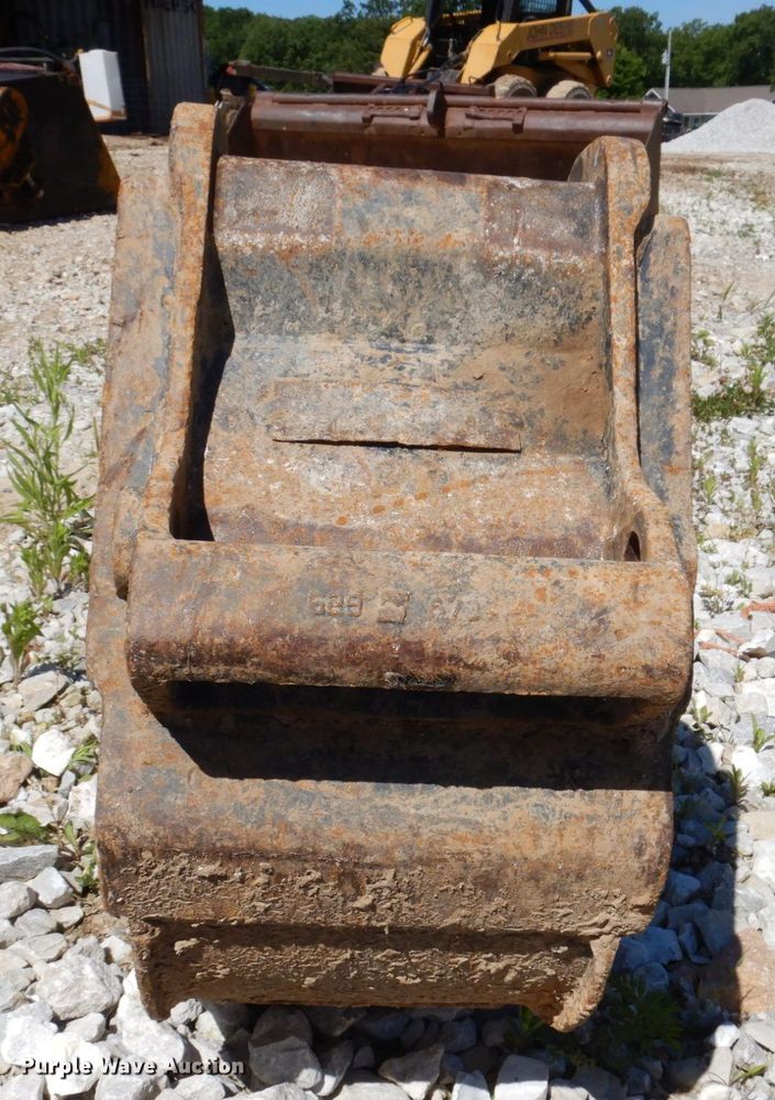 image for item KR9280 Excavator bucket
