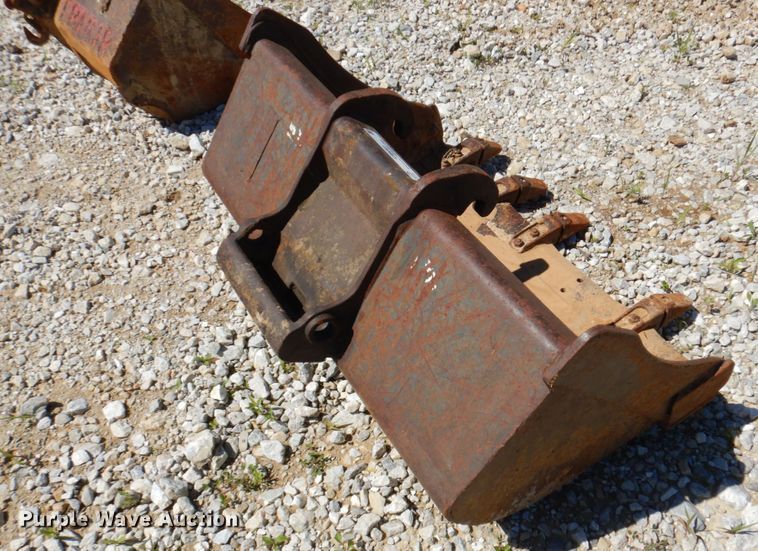 image for item KR9281 Bobcat  excavator bucket