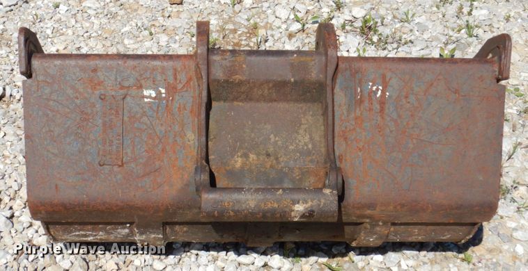 image for item KR9281 Bobcat  excavator bucket