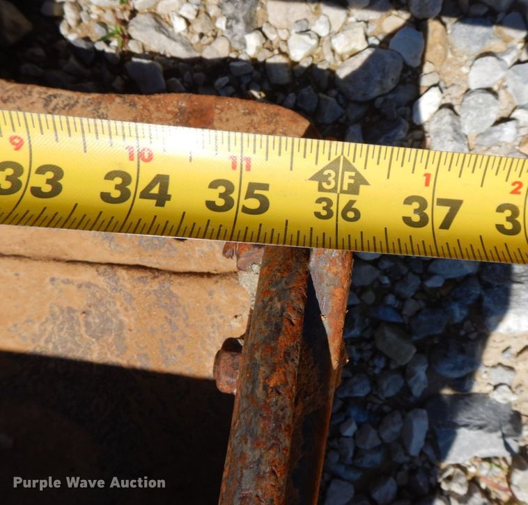 image for item KR9281 Bobcat  excavator bucket