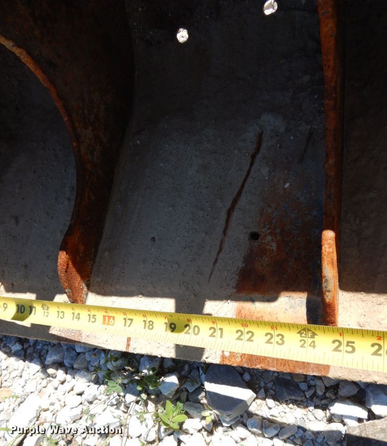 image for item KR9282 Bobcat  excavator bucket