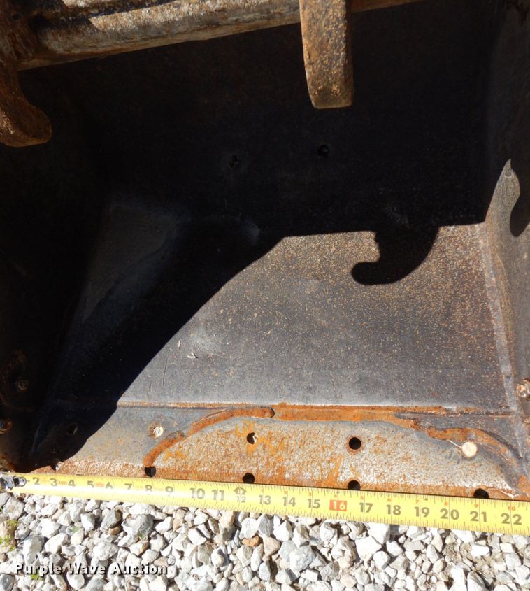 image for item KR9283 Bobcat  excavator bucket