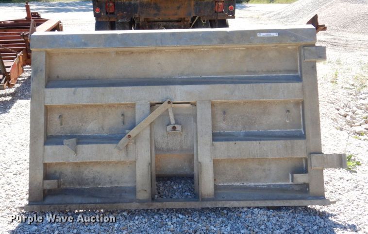 image for item KR9286 End dump end gate