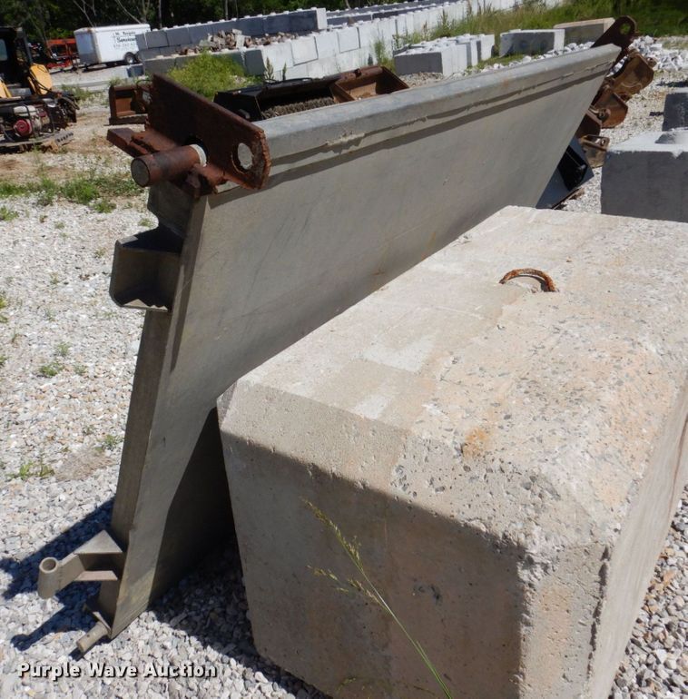 image for item KR9286 End dump end gate