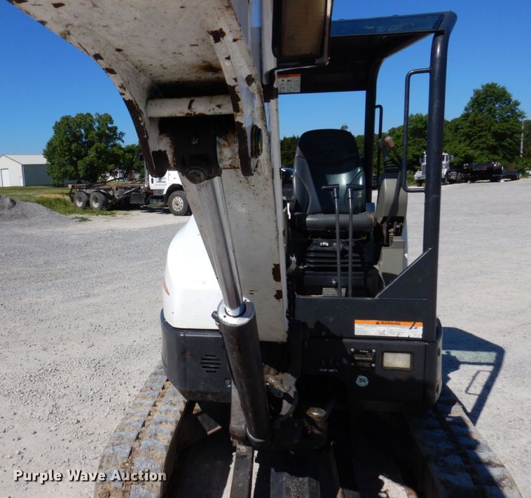 image for item KR9287 2013 Bobcat E35  mini excavator