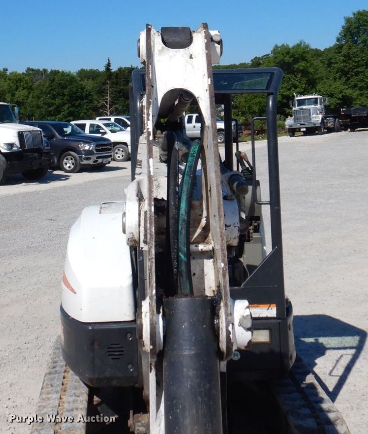image for item KR9287 2013 Bobcat E35  mini excavator