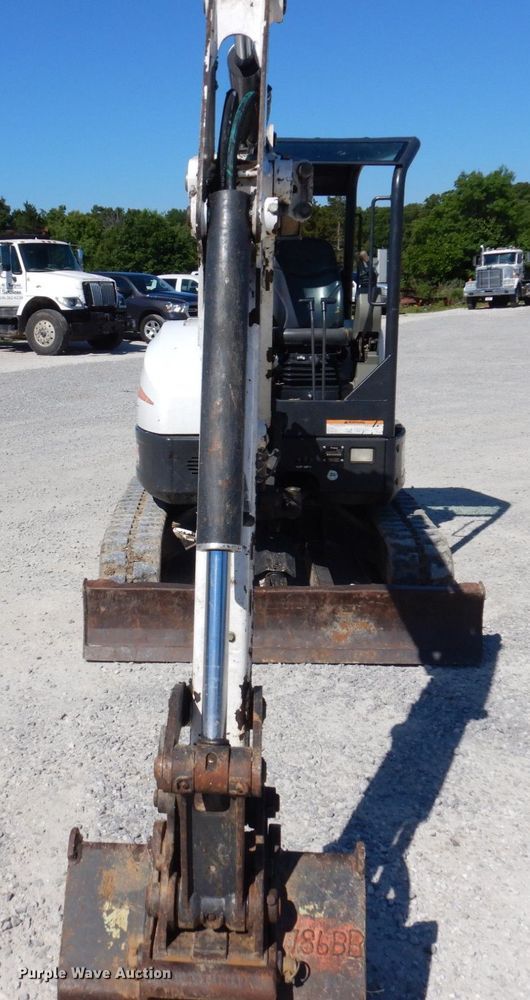 image for item KR9287 2013 Bobcat E35  mini excavator