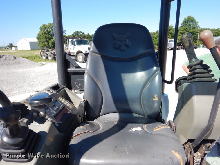 image for item KR9287 2013 Bobcat E35  mini excavator