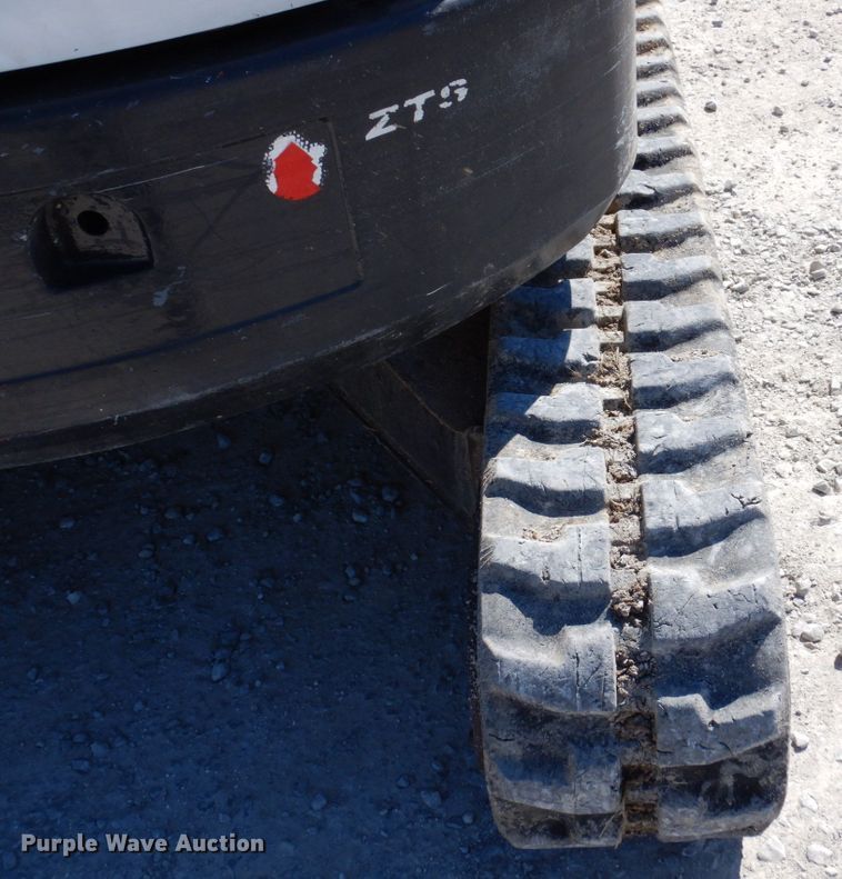 image for item KR9287 2013 Bobcat E35  mini excavator