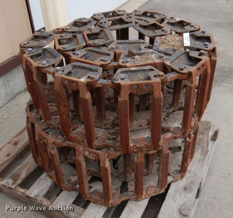 image for item KR9291 New Holland  over tire tracks