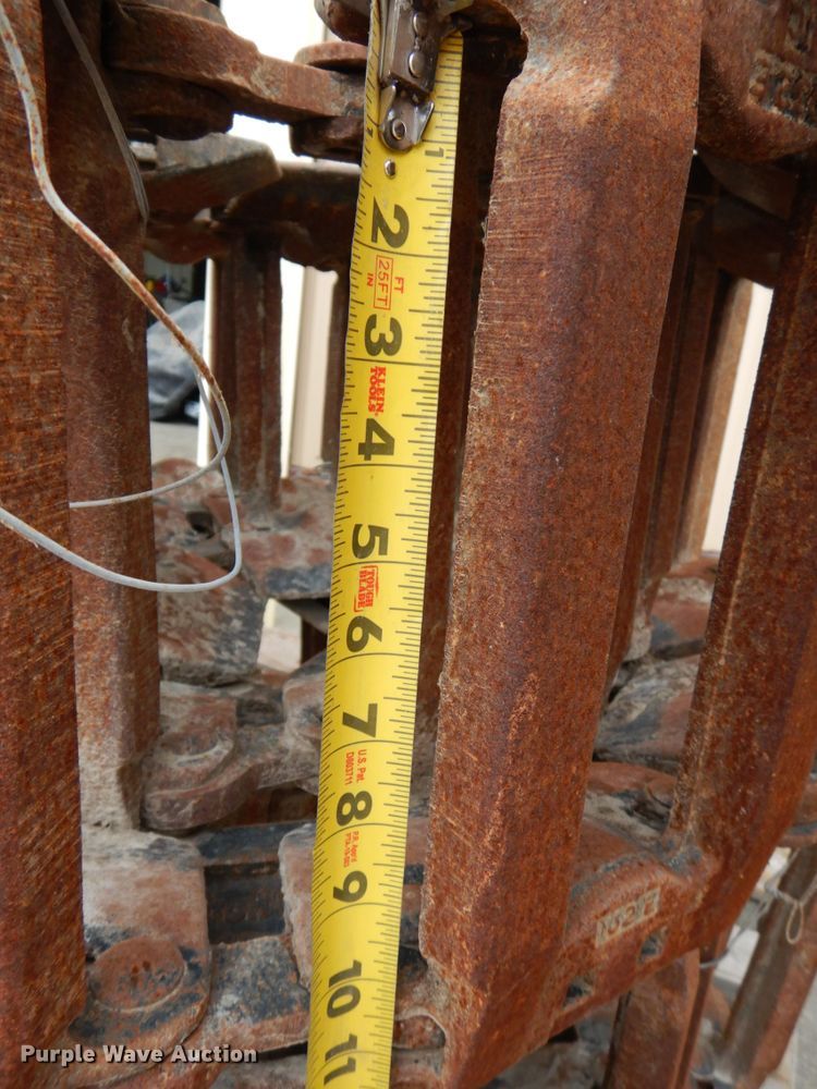 image for item KR9291 New Holland  over tire tracks