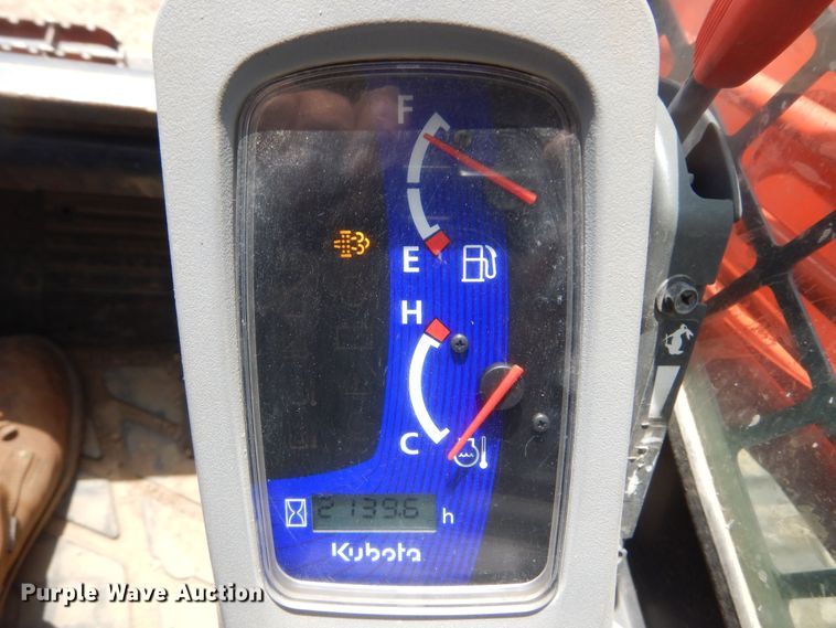 image for item KS9910 Kubota SVL90-2  tracked skid steer loader