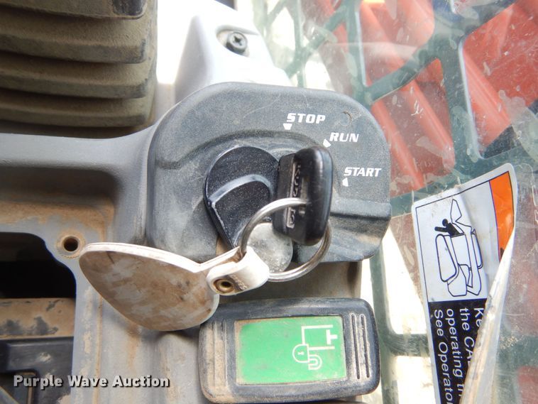 image for item KS9910 Kubota SVL90-2  tracked skid steer loader