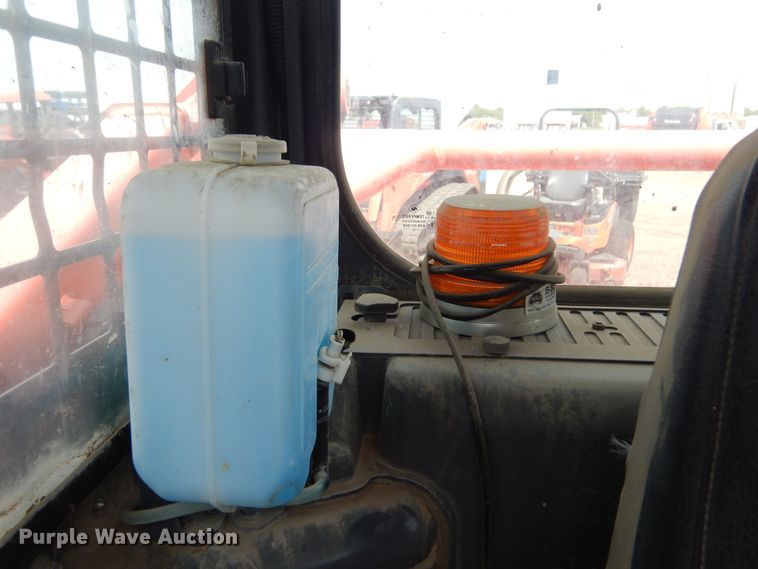 image for item KS9910 Kubota SVL90-2  tracked skid steer loader